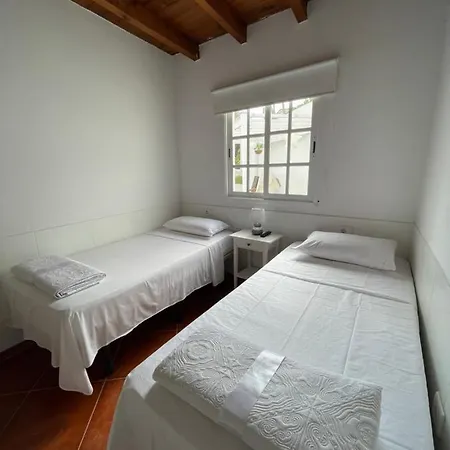 아파트 Apartametos Elena 11 *